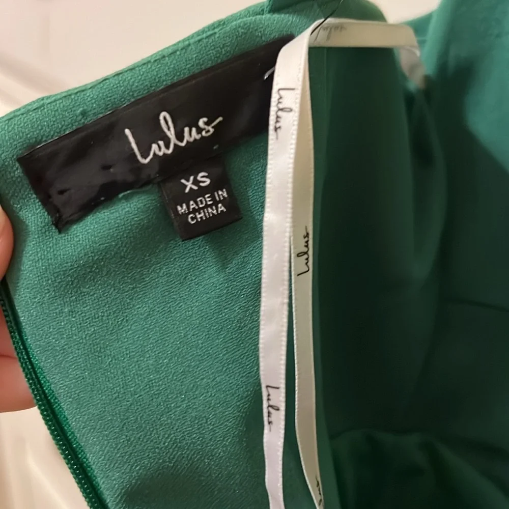 Lulus Women's Vibrant Allure Kelly Green Fitted Midi Dress Size XS NWT wedding - Picture 7 of 14